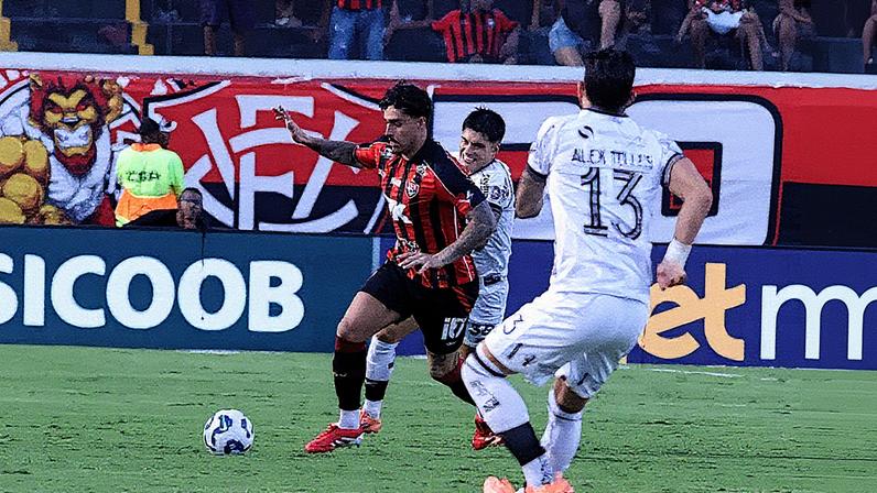 Halter em ação contra o Botafogo (Foto: Maurí­cia Da Matta/W9 PRESS/GAZETAPRESS)