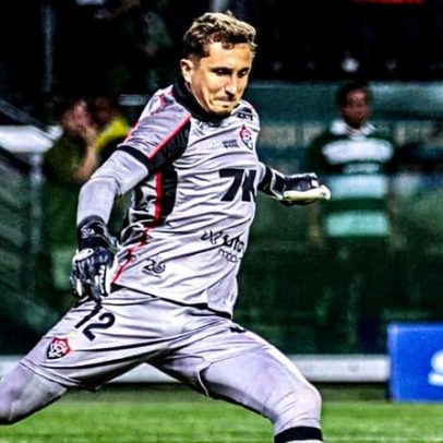 Goleiro Thiago Couto do Vitória avalia empate com o Palmeiras