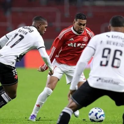 Vasco divulga ingressos para duelo contra o Internacional no Brasileirão