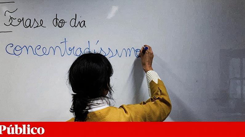 Este ano vão se aposentar mais 3600 professores, segundo maior da década