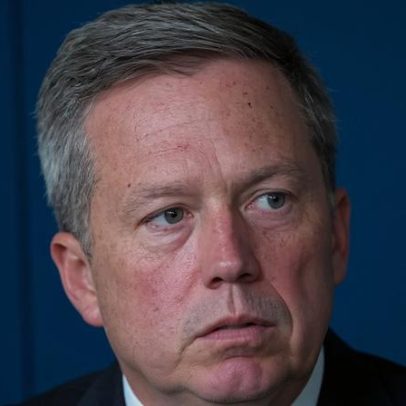 EUA diz à OTAN que Ucrânia sofrerá piora se Zelensky não assinar acordo de paz