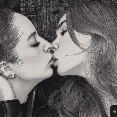 Recém-casadas Mari Fernandez e Julia Ribeiro curtem noite romântica em viagem