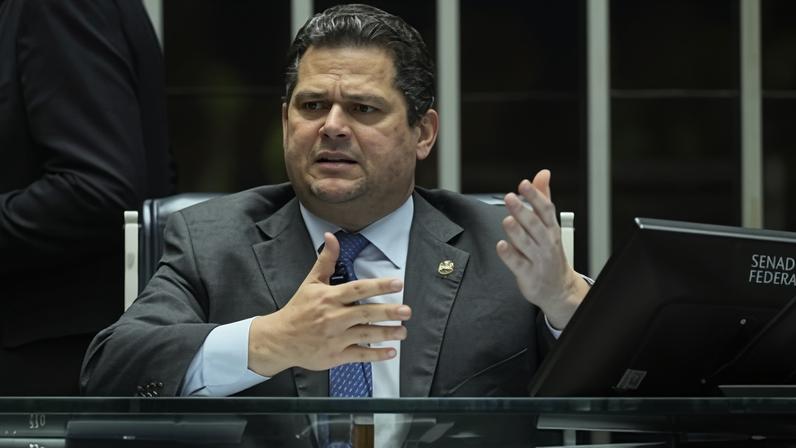 Senado aprova ‘pauta-bomba’ que libera a aposentadoria especial para agentes comunitários