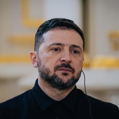 Zelensky demite ministros acusados de suborno enquanto indignação pública cresce