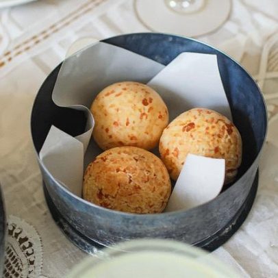Pão de queijo entra na lista mundial dos 50 melhores pães