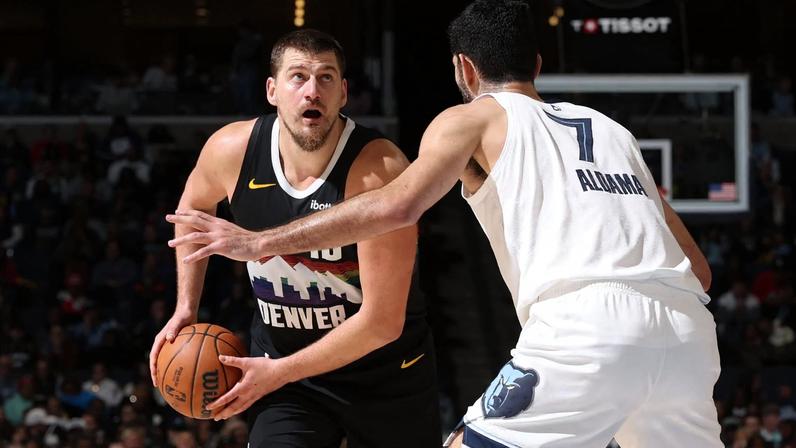 Jokic domina adversários; principais destaques da NBA nesta segunda