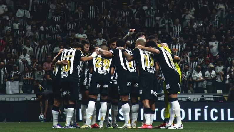 Atlético-MG faz mudanças para enfrentar o Flamengo; veja a escalação