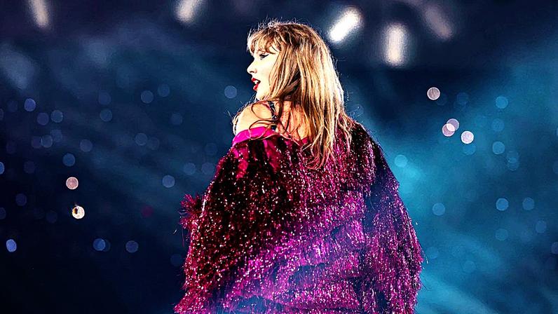 Taylor Swift performs onstage during "Taylor Swift | The Eras Tour" at BC Place on December 08, 2024 in Vancouver, British Columbia.