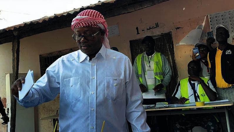 Grupo de militares realiza golpe de Estado durante apuração em Guiné-Bissau