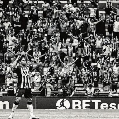 Atlético vence Bahia com jogador a mais no segundo tempo