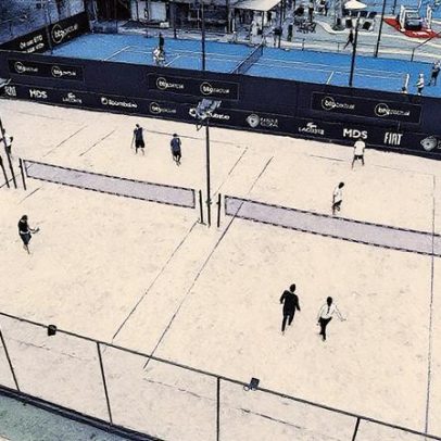 Tênis de praia oferece quadras e raquetes gratuitas no Morumbi