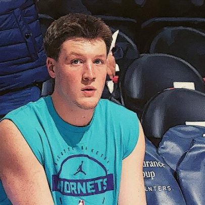 Calouro do Hornets Kon Knueppel tem marca histórica na liga