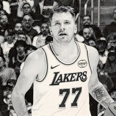 Doncic iguala recorde de Wilt Chamberlain na NBA