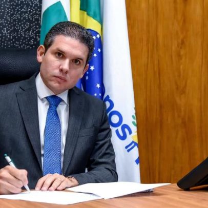 Motta rompe com líder do governo na Câmara e sinaliza afastamento