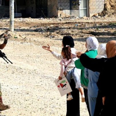 Direitos humanos acusam Israel de crimes contra a humanidade por deslocar palestinos