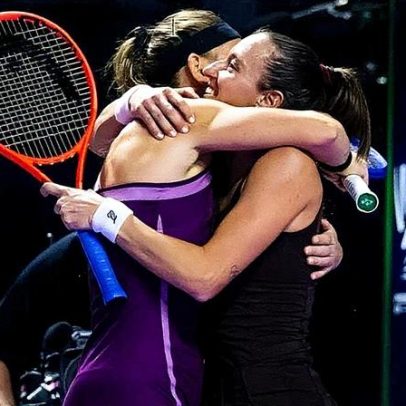Stefani faz história ao conquistar vaga na decisão do WTA Finals