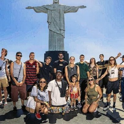 Estrelas do skate visitam Cristo Redentor antes do PRO Tour STU Rio