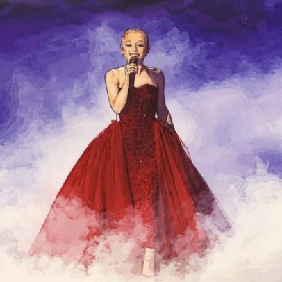 Ariana Grande revela que nova turnê será sua despedida final