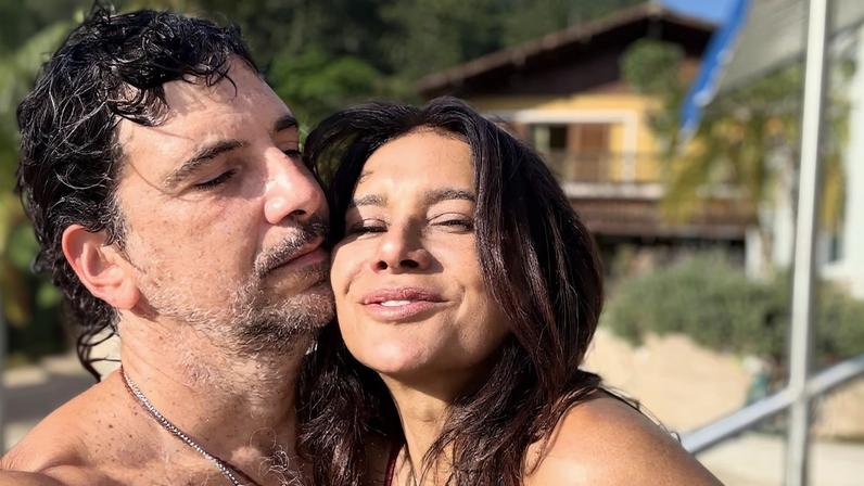 Dira Paes posta foto rara com o marido e encanta seguidores