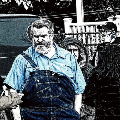 David Harbour aparece irreconhecível em novo papel de suspense policial