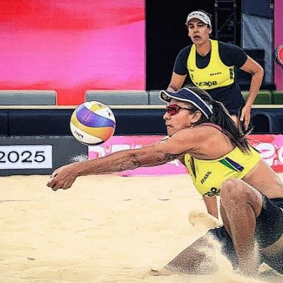 Duda e Ana Patrícia enfrentam Stochlova e Svozilova no mundial de vôlei