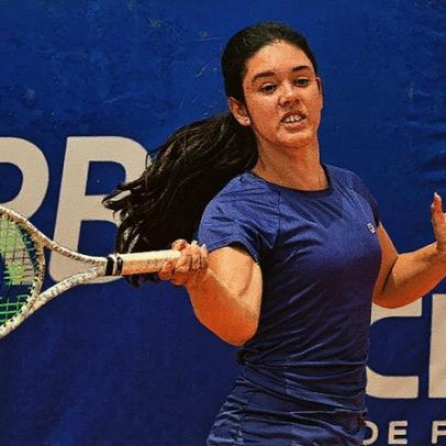 Duda Carbone chega às quartas aos 15 e encara Luiza Fullana