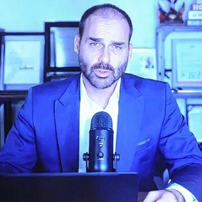 Eduardo Bolsonaro minimiza o tarifaço por Trump e culpa eleições nos EUA