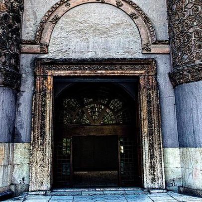 Autoridades sírias emitem e apagam nota sobre estátuas romanas roubadas de Damasco