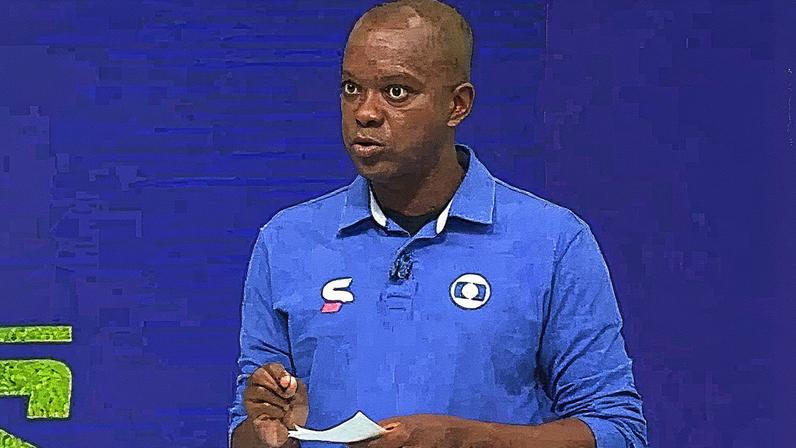 PC Oliveira apontou erro capital de arbitragem no Brasileirão (Foto: Reprodução: Sportv)