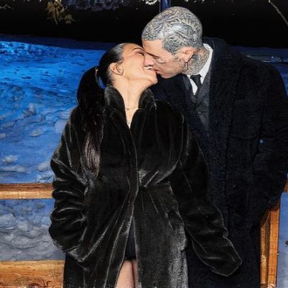 Kourtney Kardashian celebra 50º aniversário de Travis Barker com jantar extravagante