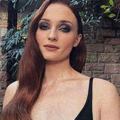 Chris Martin e Sophie Turner teriam saído várias vezes