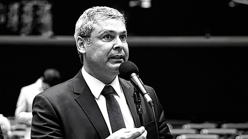 A reação de governistas à versão de Derrite para o PL Antifacção, aprovada pela Câmara