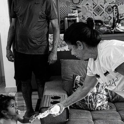 Ex de IZA encanta fãs ao mostrar momentos fofos com a filha Nala de 1 ano