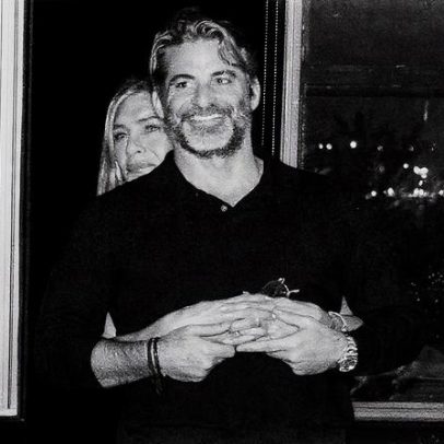 Jim Curtis retribui carinho no Instagram à namorada Jennifer Aniston