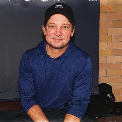 Jeremy Renner envia cessar e desistir a ex-sócio e ameaça ação após romance