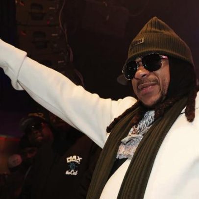 Max B se apresenta em show de Brandy e Monica em NYC dias após sair da prisão