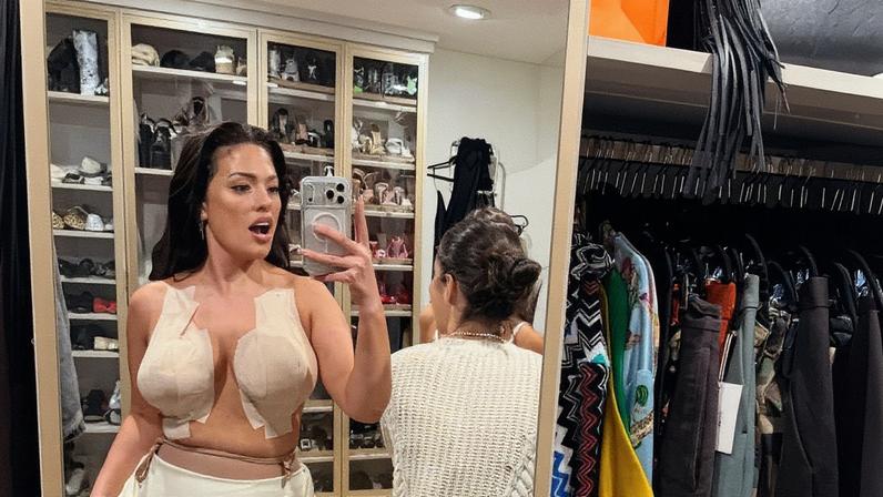 Ashley Graham shared a behind-the-scenes photo showing the boob tape securing her Kallmeyer look at the CFDA Awards. ashleygraham/Instagram