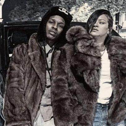 Rihanna e A$AP Rocky apostam em casacos de pelo para noite romântica em Paris