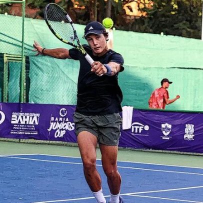 Baianos e atletas da seleção disputam a taça Bahia Júnior em Salvador
