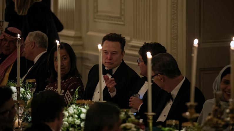 O empresário americano Elon Musk, proprietário do X, em jantar na Casa Branca na quarta-feira (19) (Foto: ANNA ROSE LAYDEN/EFE/EPA)