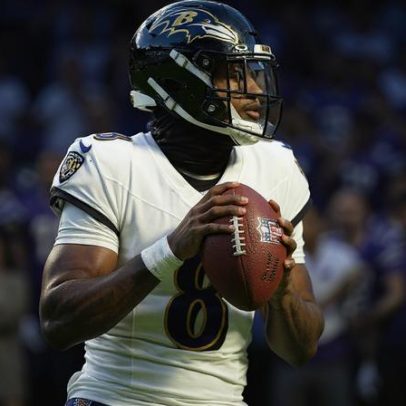 Lamar Jackson está pronto para enfrentar os Jets no domingo